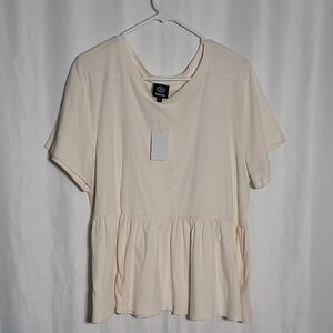 Bobeau Cream Peplum Short Sleeve Top
